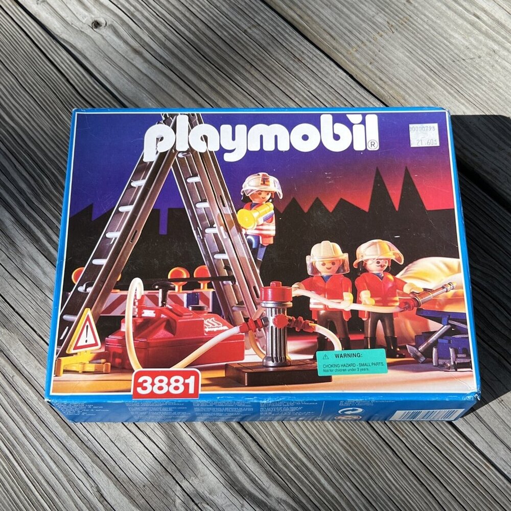 3881 Playmobil - Firefighter Fireman Rescue Jump Team VTG 1996, NIB